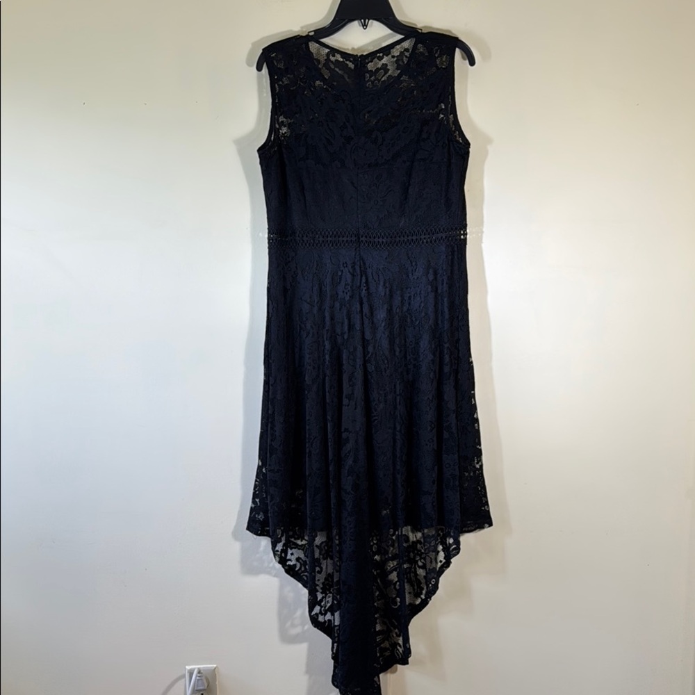 ALLANDWELL Dress Black Lace Midi Sleeveless High Low in Size XL NWT - Picture 9 of 15